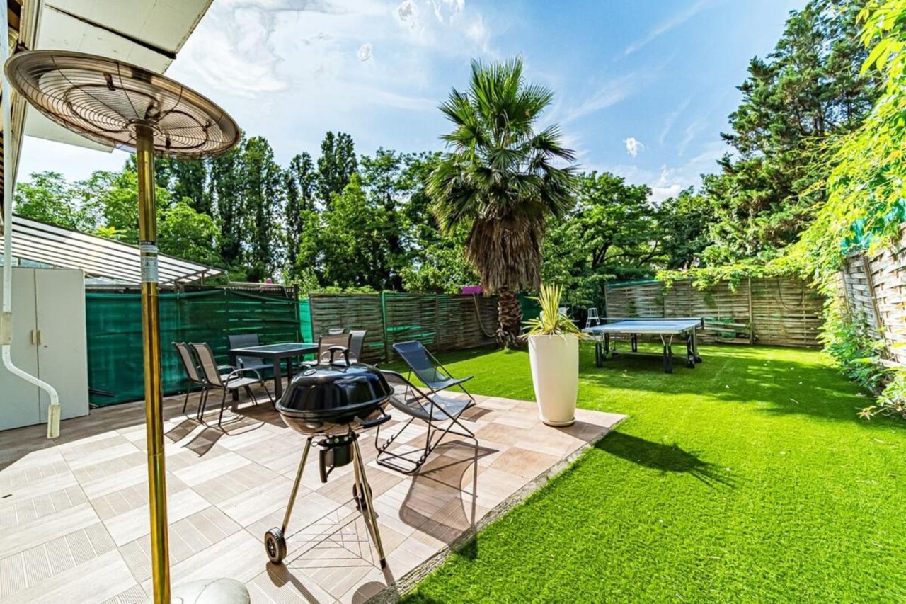 Maison Frappaz - 4 Bedrooms With Garden Βιλερμπάν Εξωτερικό φωτογραφία