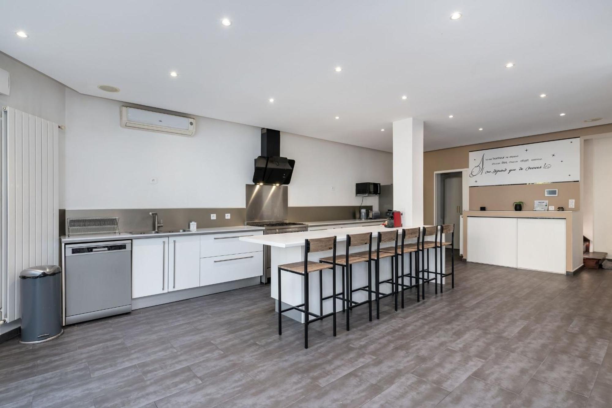 Maison Frappaz - 4 Bedrooms With Garden Βιλερμπάν Εξωτερικό φωτογραφία